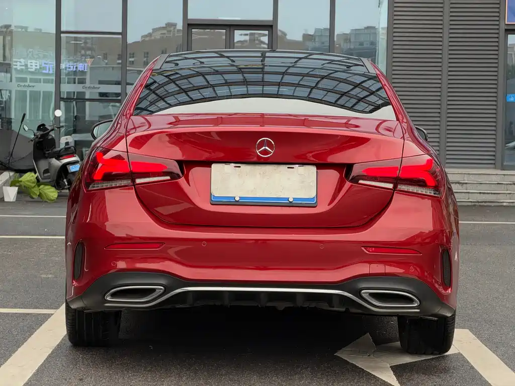 Mercedes-Benz A-Class — миниатюра 6