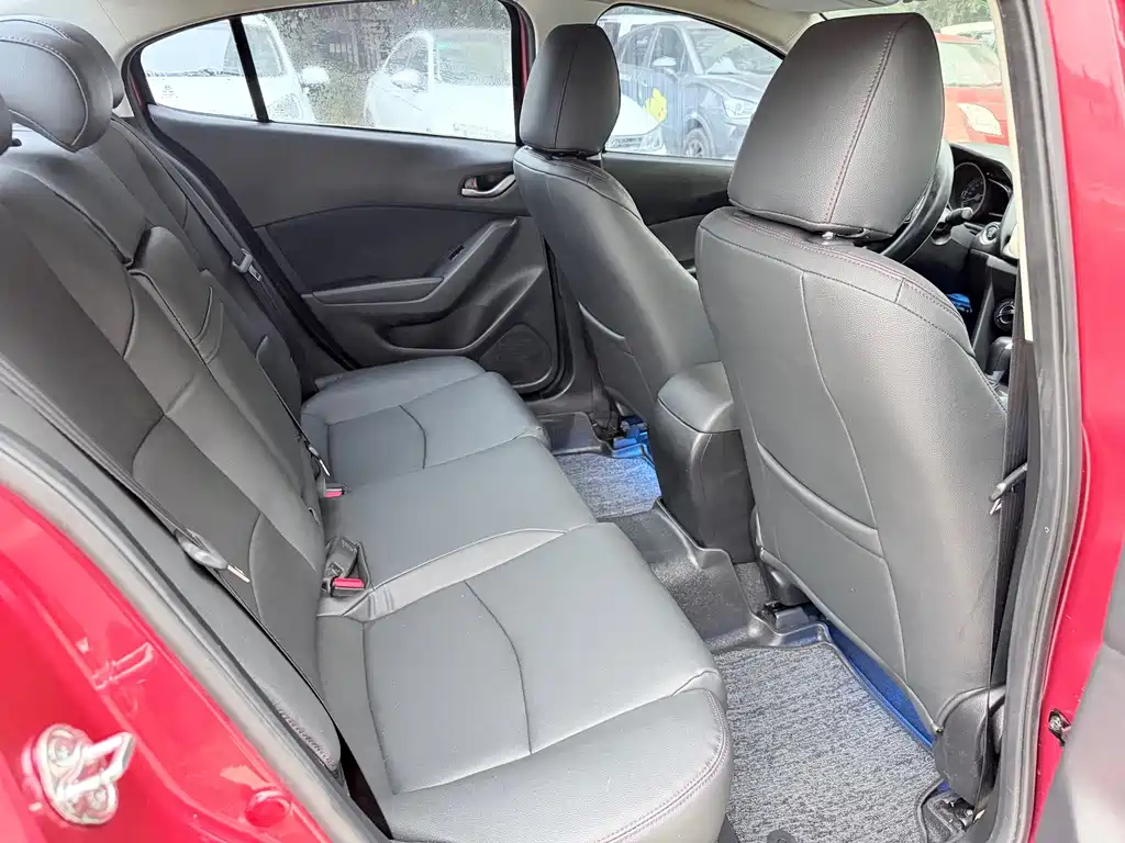 Mazda 3 Axela — миниатюра 10
