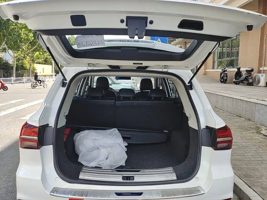 Roewe RX5 — миниатюра 19