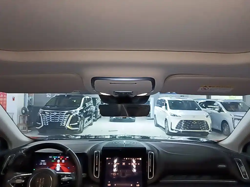 Hongqi Hongqi HS3 PHEV — миниатюра 18