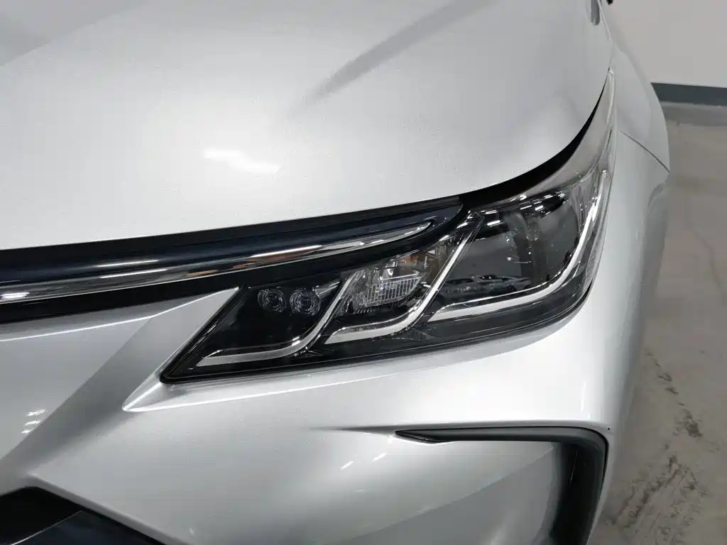 Toyota Corolla — миниатюра 7