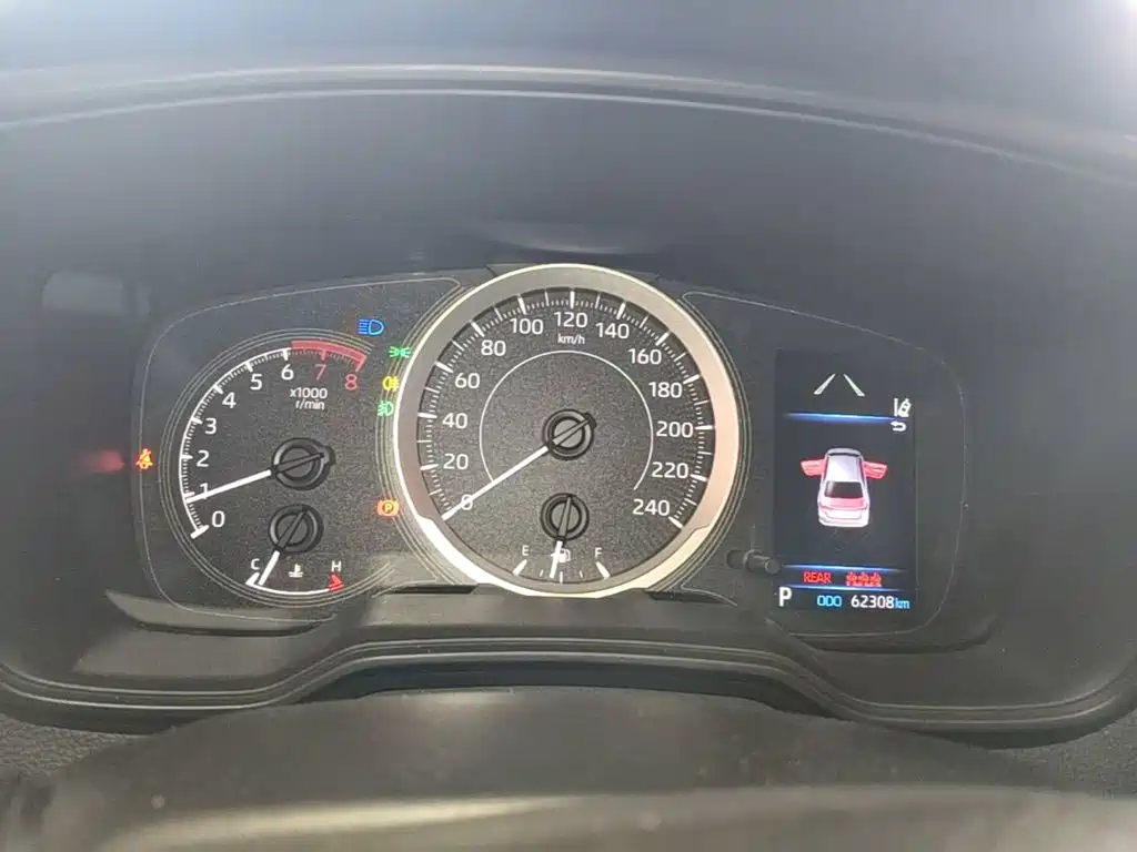 Toyota Corolla — миниатюра 12