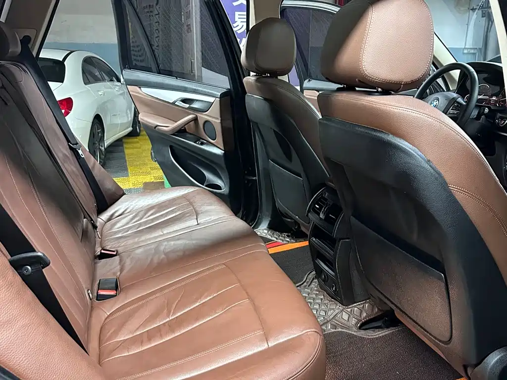 BMW X5 2015 xDrive28i