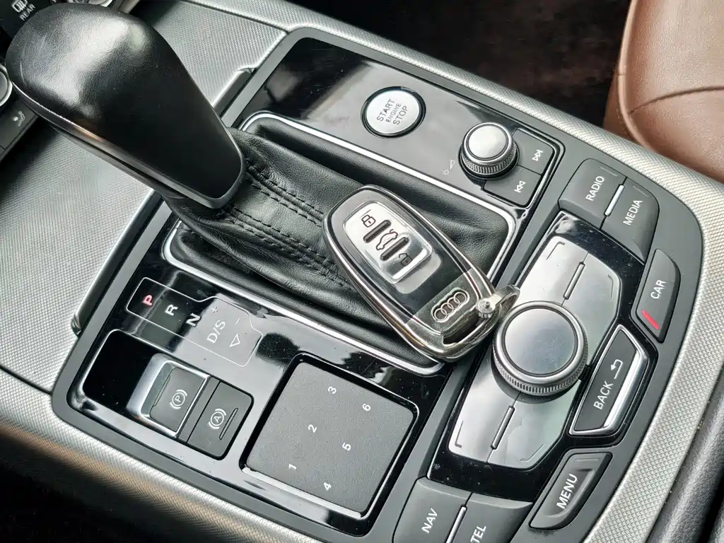Audi A6L — миниатюра 9