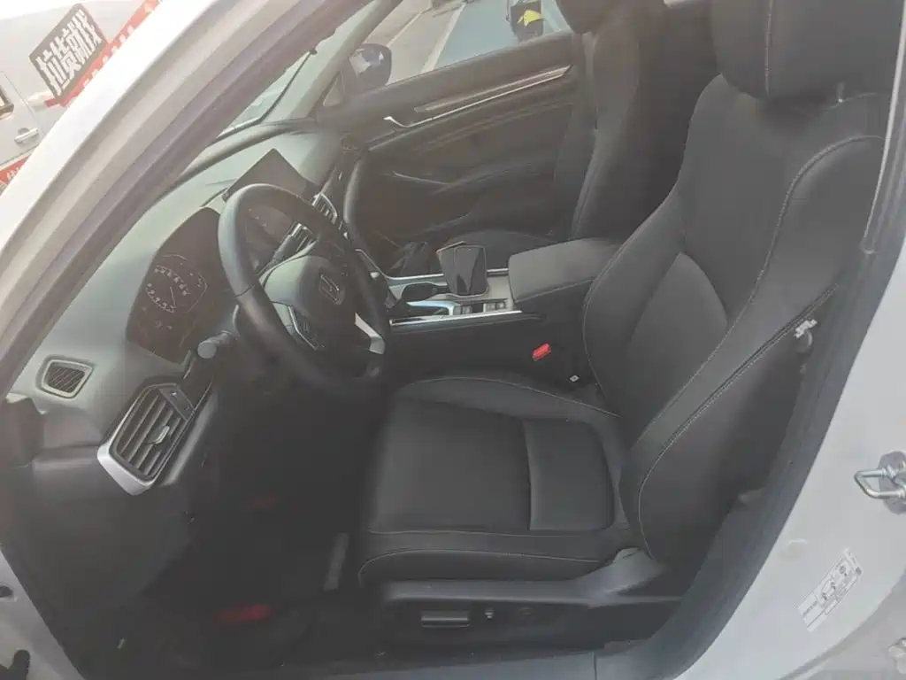 Honda Accord — миниатюра 15