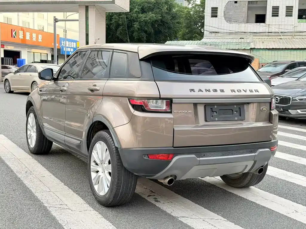 Land Rover Evoque — миниатюра 18