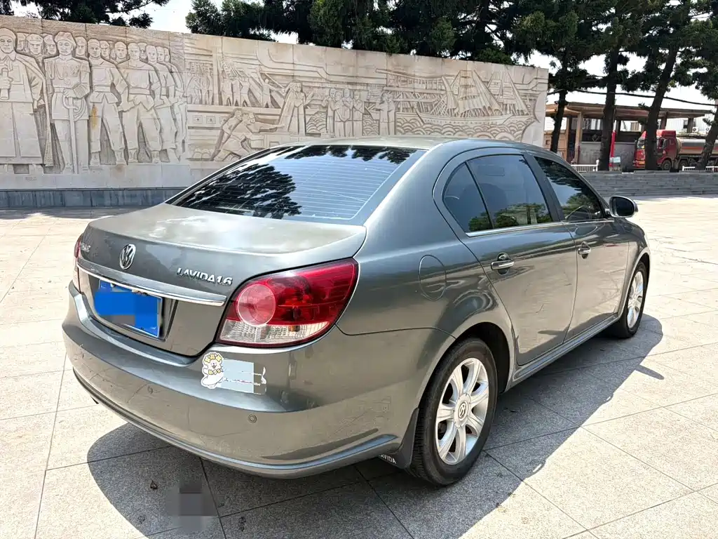 Volkswagen Lavida — миниатюра 9