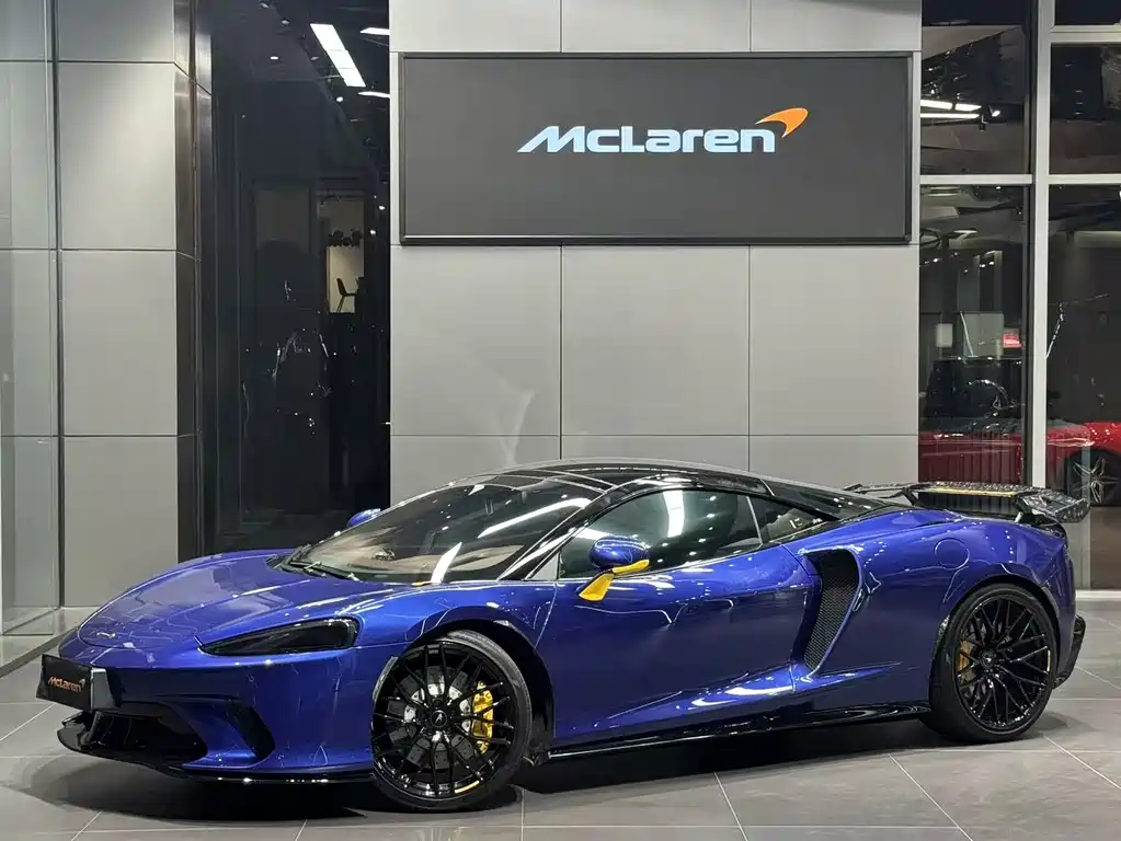 McLaren GT 2022