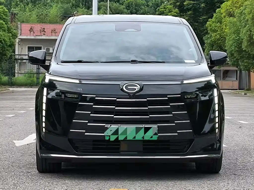GAC Motor Trumpchi E8 PHEV — миниатюра 2