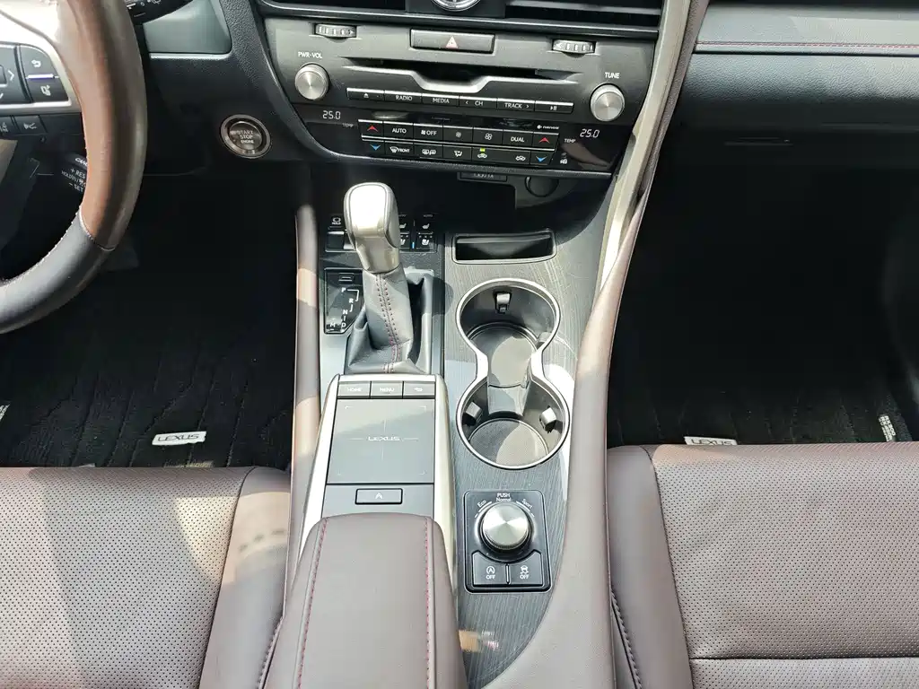 Lexus RX — миниатюра 20
