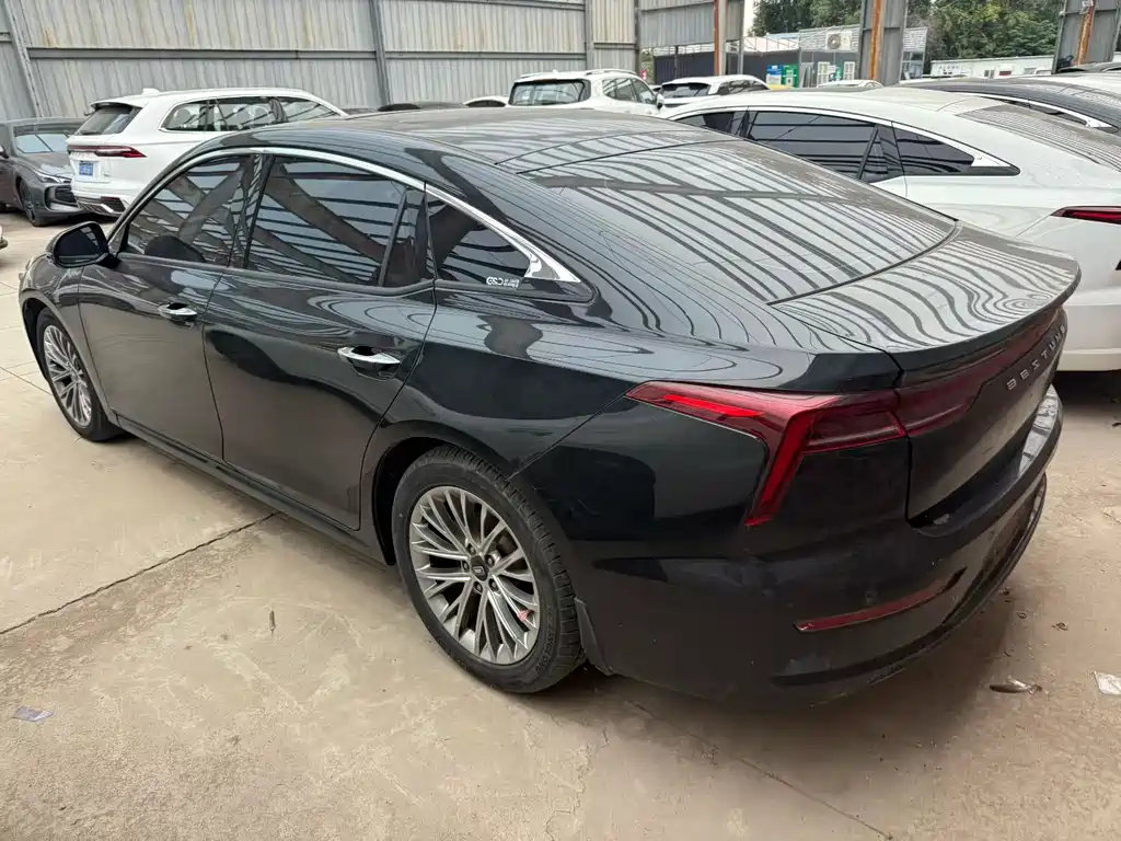 Bestune B70 — миниатюра 7