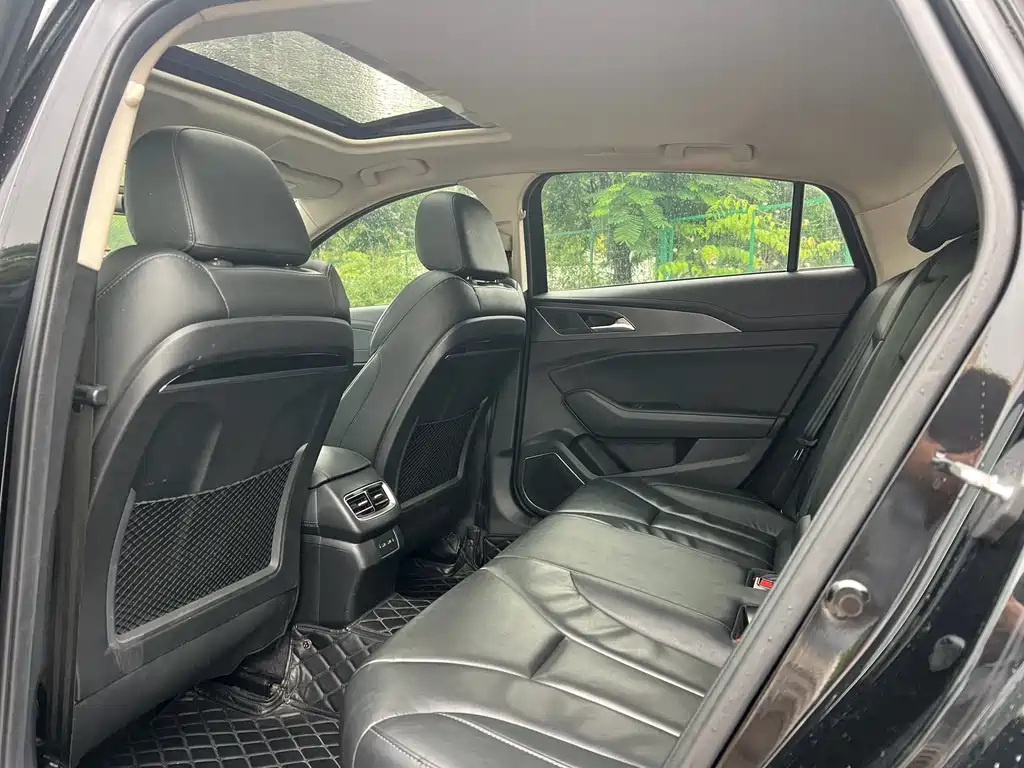 Hongqi H5 2022 1.5T DCT
