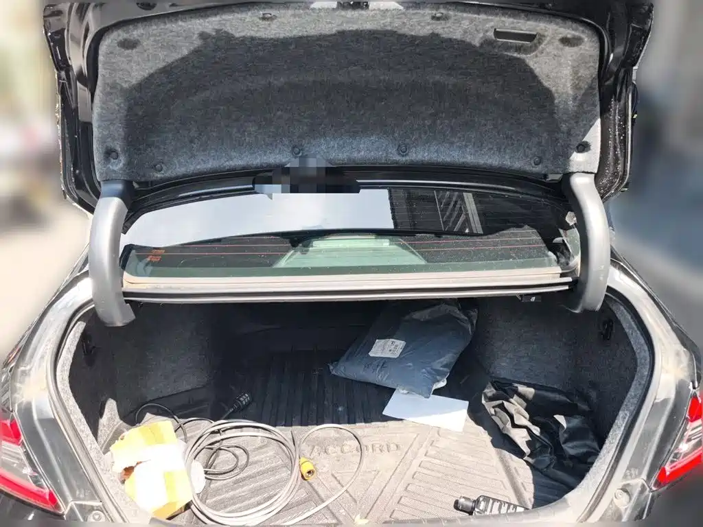 Honda Accord — миниатюра 15