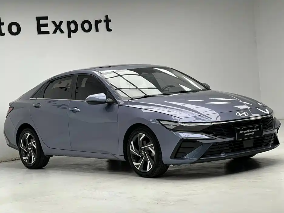 Hyundai Elantra — миниатюра 3