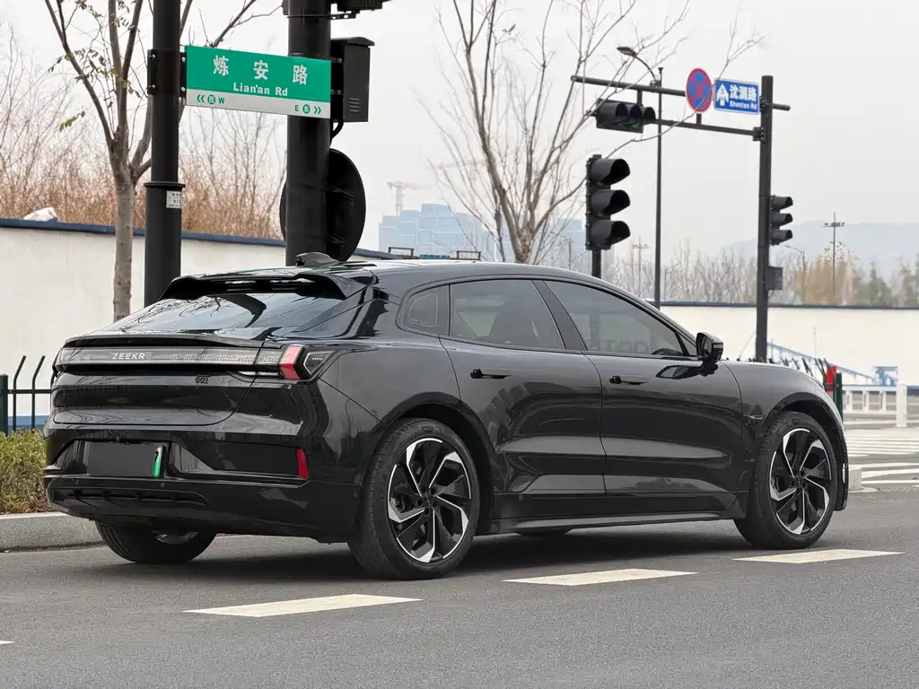 ZEEKR EXTREME KRYPTON 001