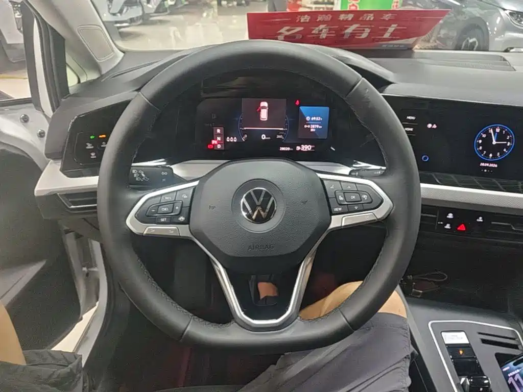 Volkswagen Golf — миниатюра 11
