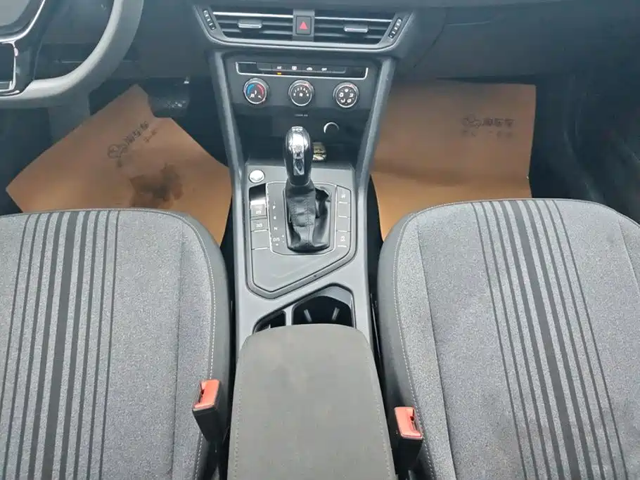 Volkswagen Tharu — миниатюра 16