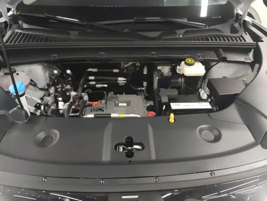 BYD Yuan UP — миниатюра 10