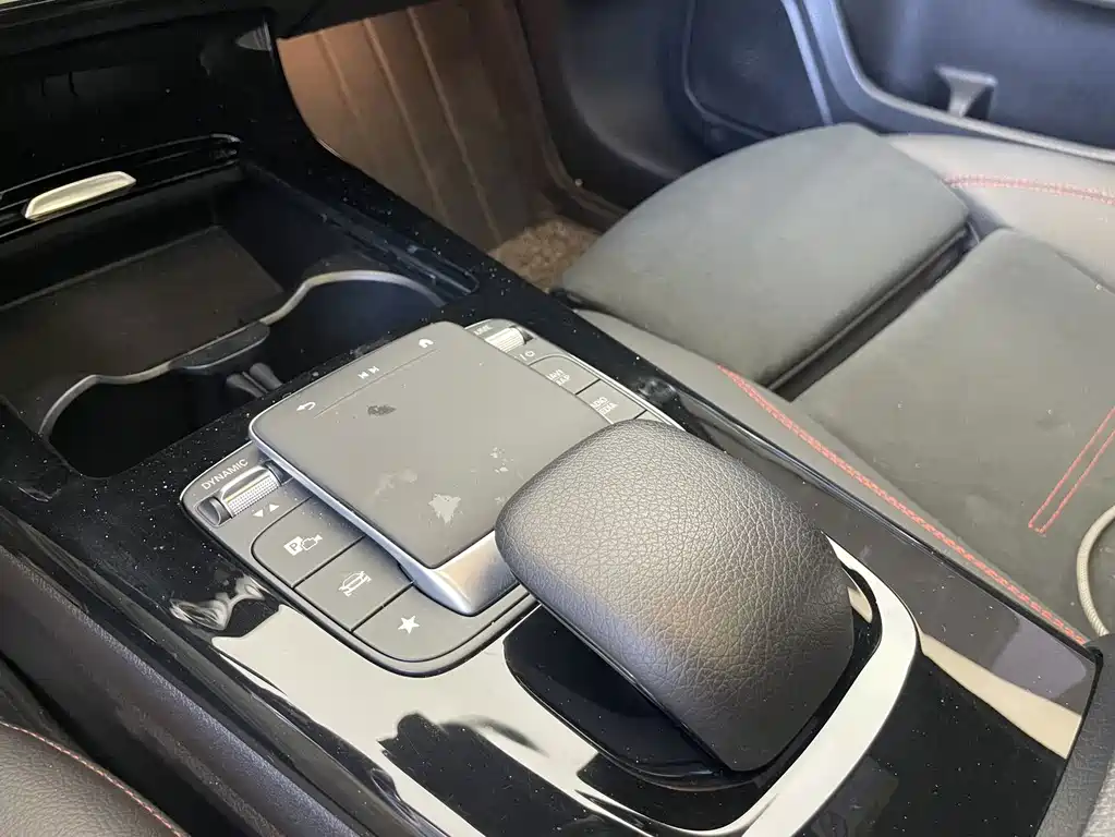 Mercedes-Benz A-Class — миниатюра 12