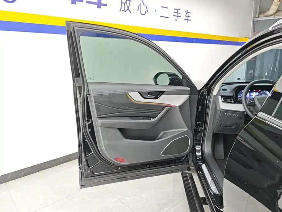 Hongqi Hongqi HS5 — миниатюра 7
