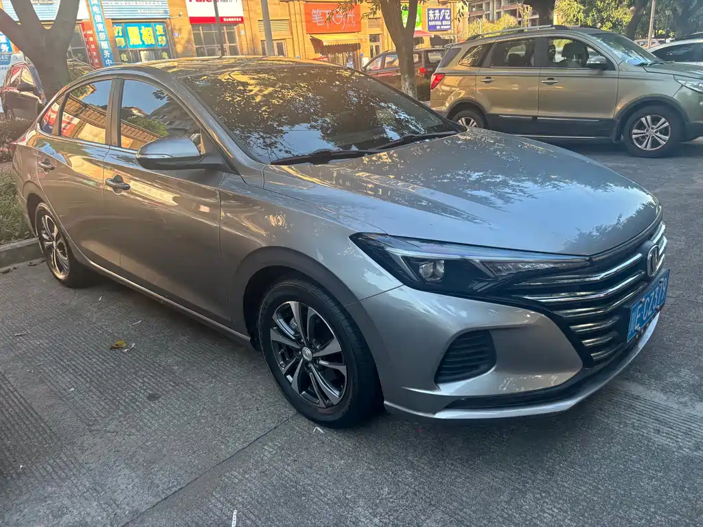 Changan Eado — миниатюра 7