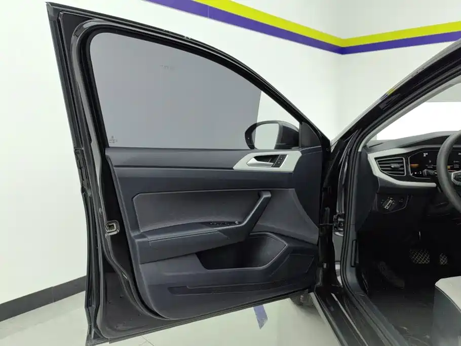 Volkswagen Lavida — миниатюра 7