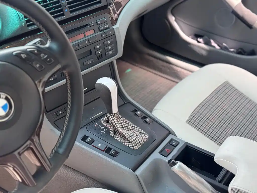 BMW 3 Series — миниатюра 8