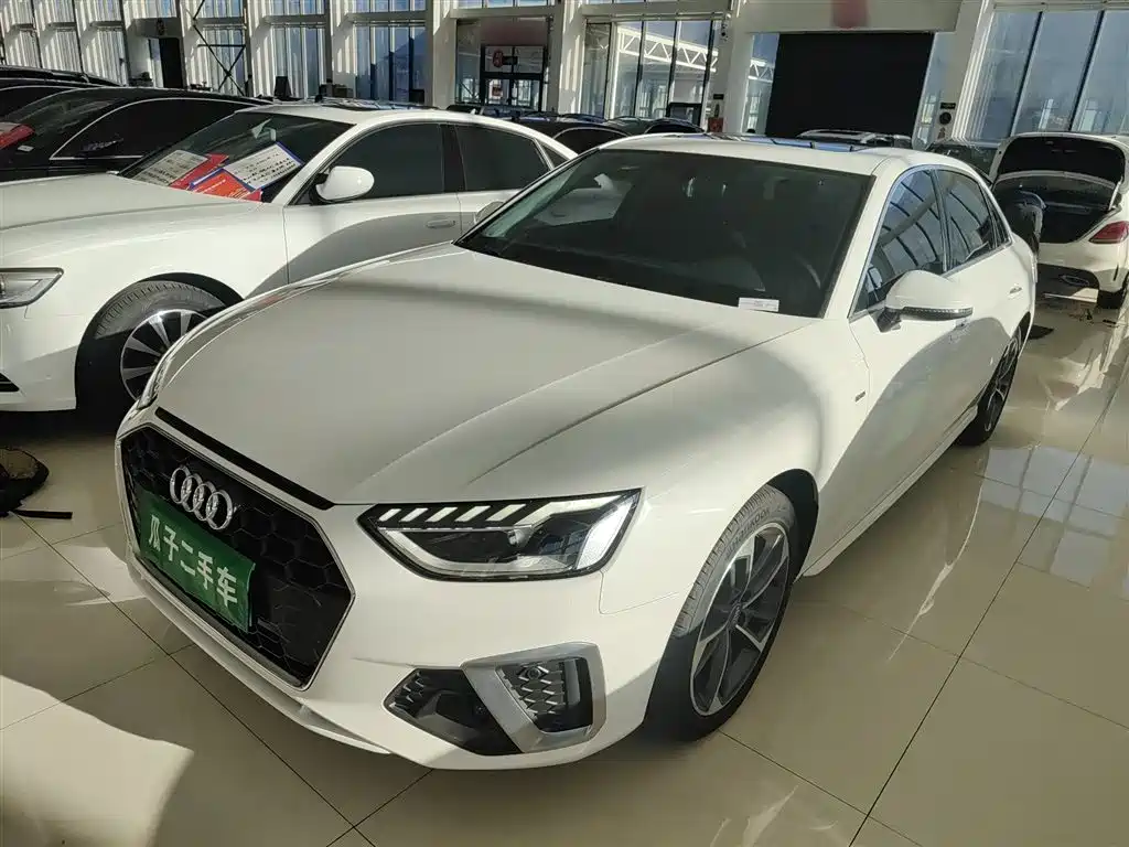 Audi A4L 2020