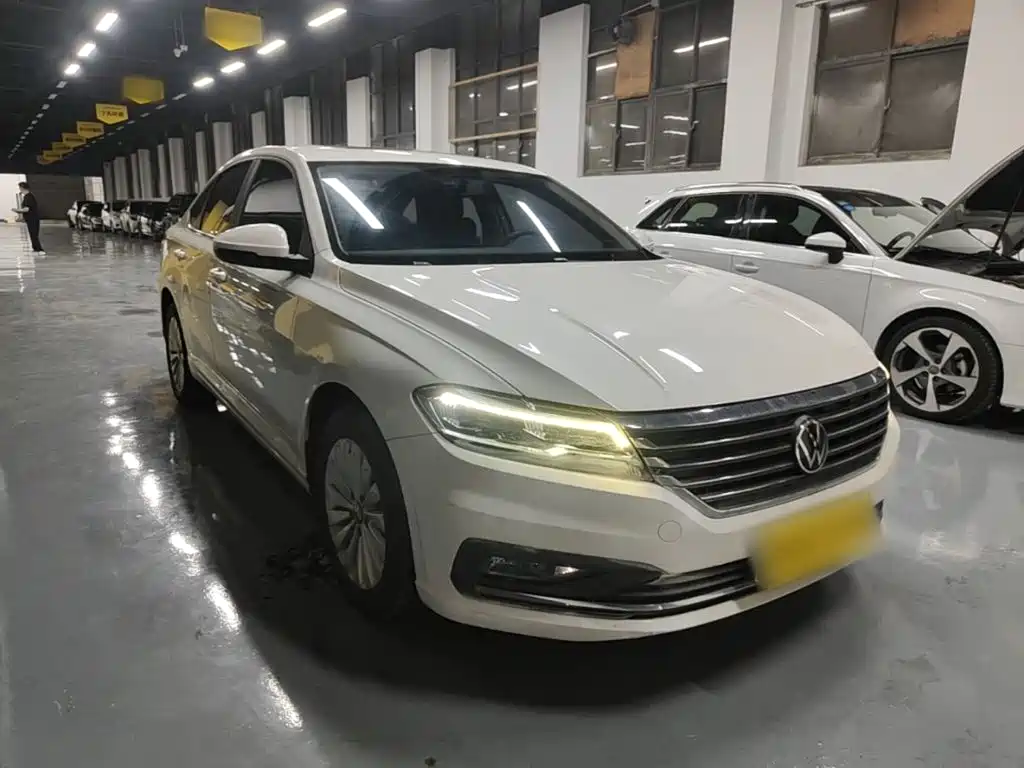 Volkswagen Lavida — миниатюра 4