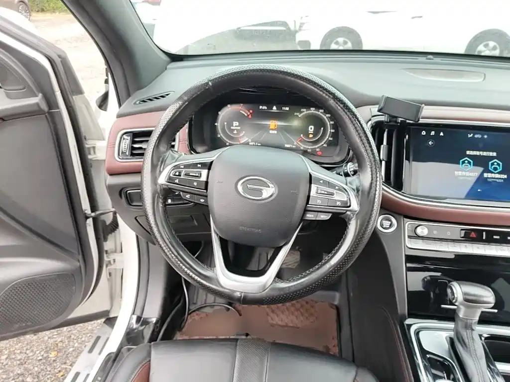 GAC Motor Trumpchi GS8 — миниатюра 11