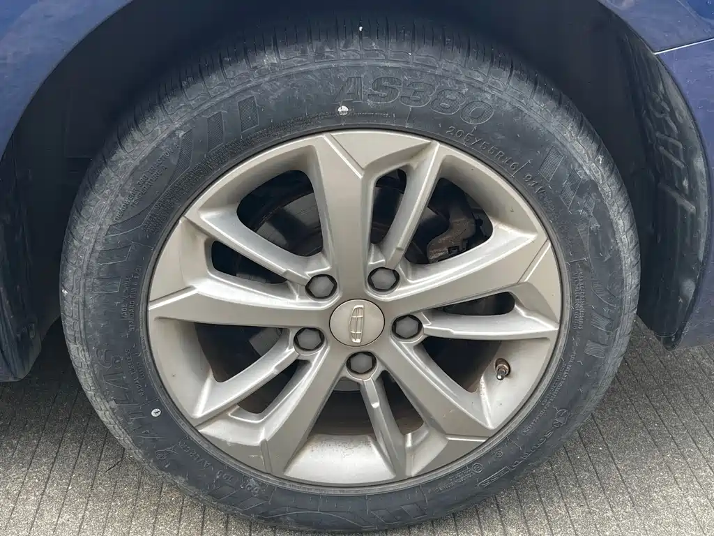 Geely Emgrand GL — миниатюра 15