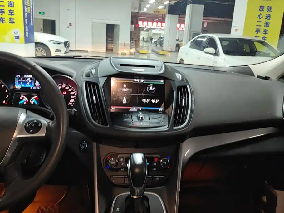 Ford Kuga — миниатюра 13