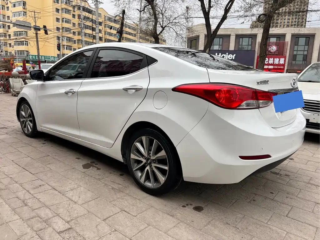 Hyundai Elantra Langdong — миниатюра 6
