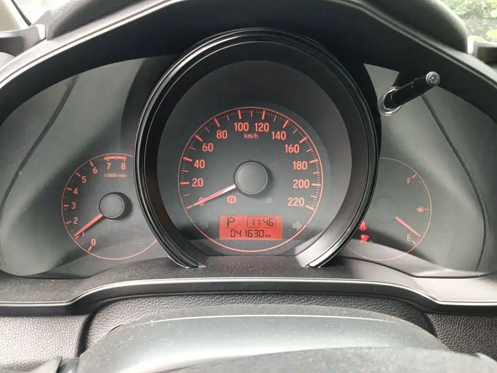 Honda Fit — миниатюра 12