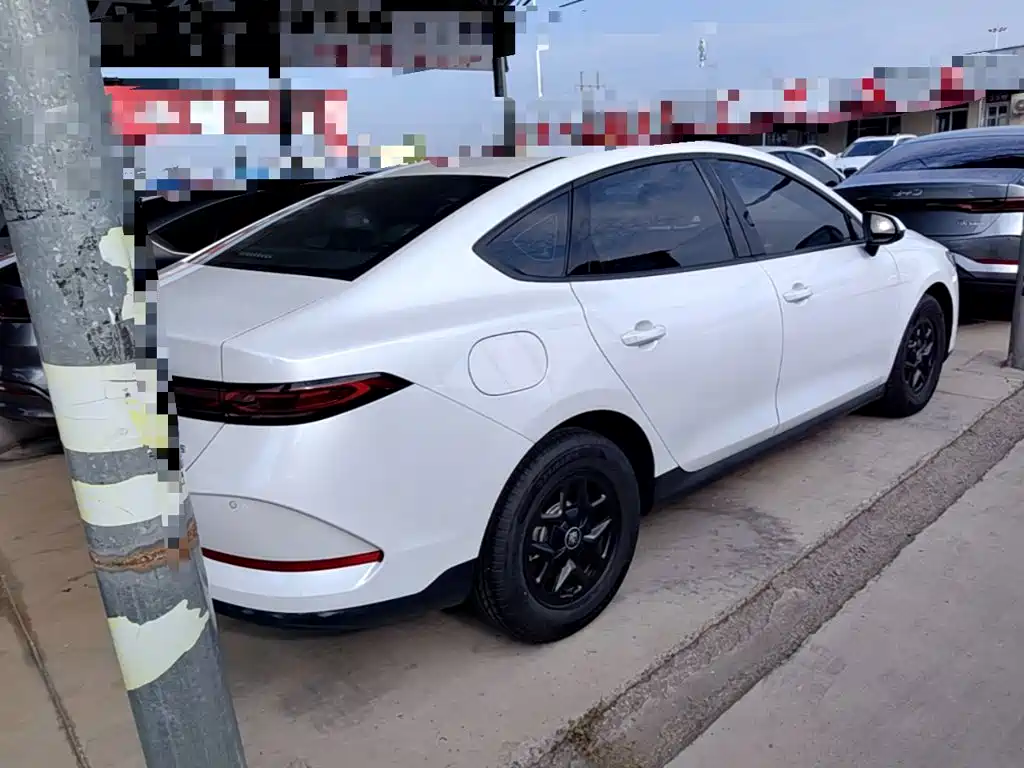 BYD Qin PLUS — миниатюра 7