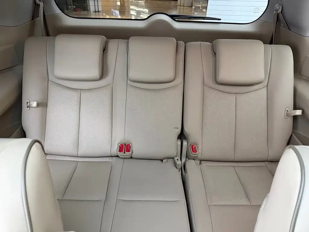 Nissan Quest — миниатюра 14