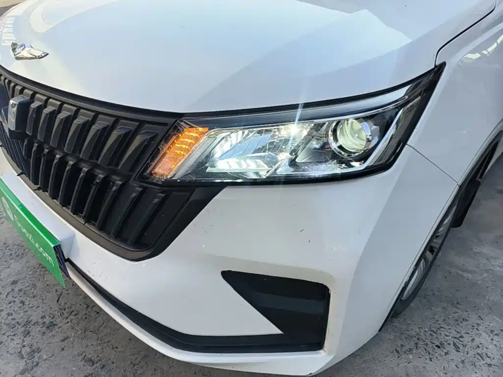 Wuling Jiachen — миниатюра 24