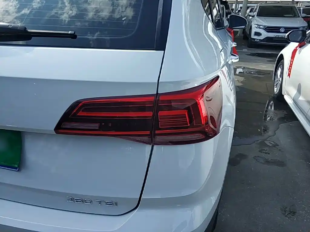 Volkswagen Tharu — миниатюра 8