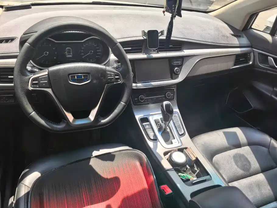 Geely Emgrand GS — миниатюра 12
