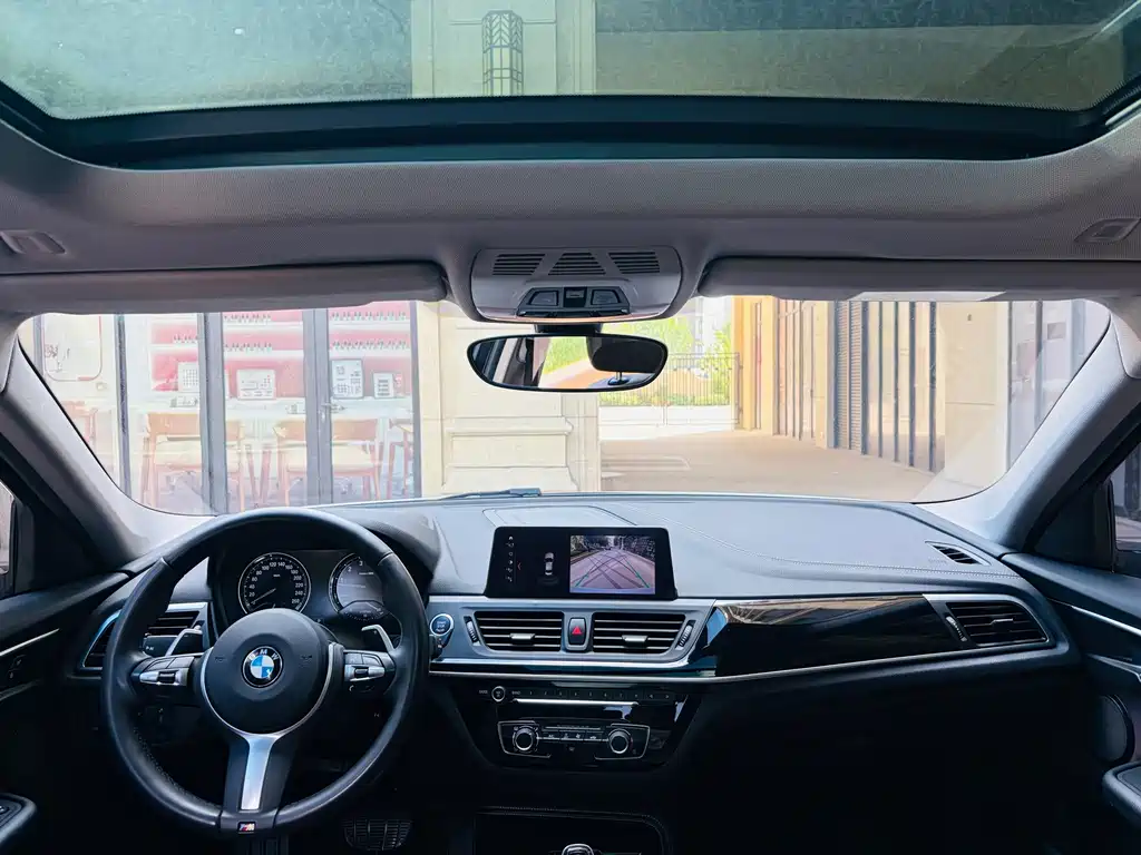BMW 1 Series — миниатюра 10