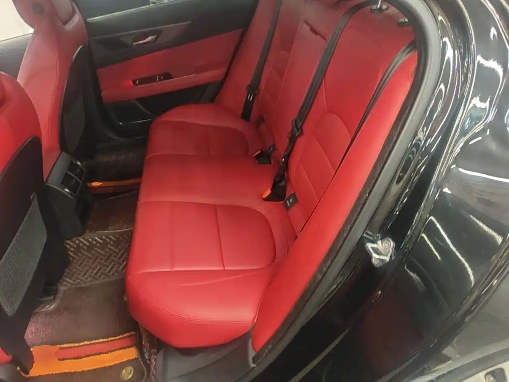 Jaguar XEL — миниатюра 17