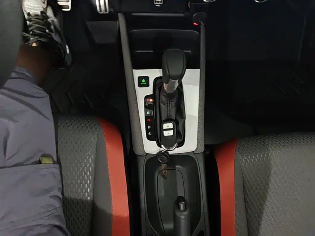 Honda Life — миниатюра 14