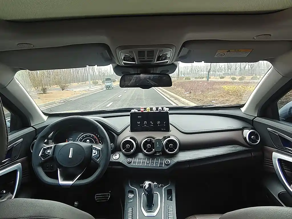 WEI PAI WEI BRAND VV7