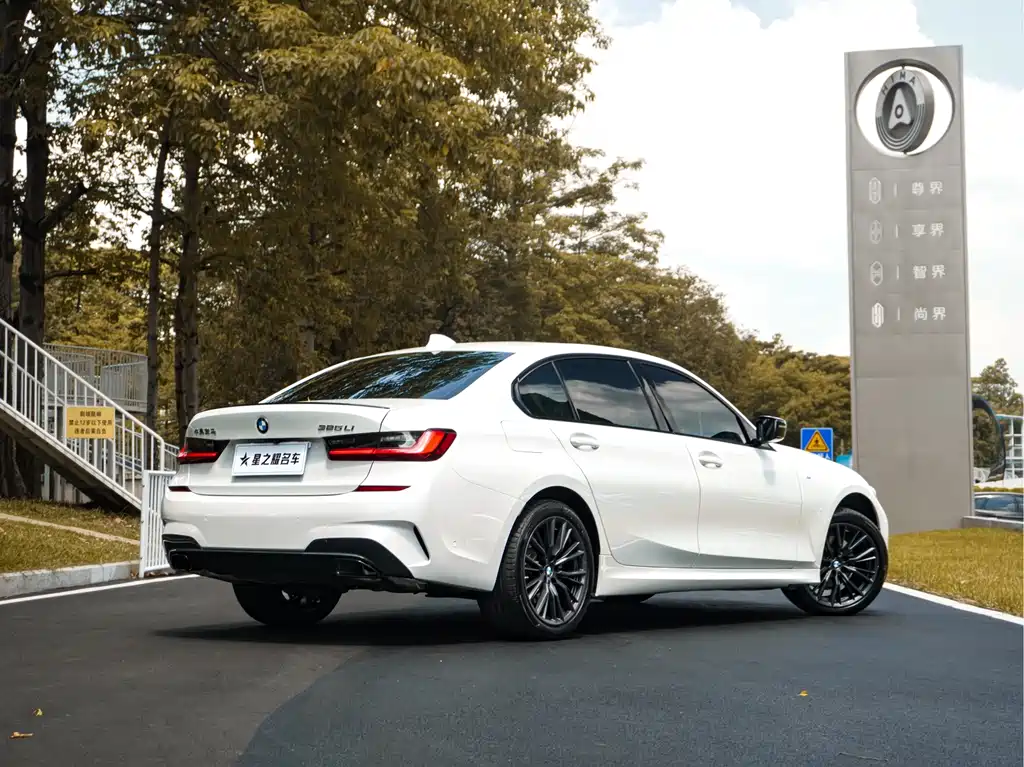 BMW 3 Series — миниатюра 2