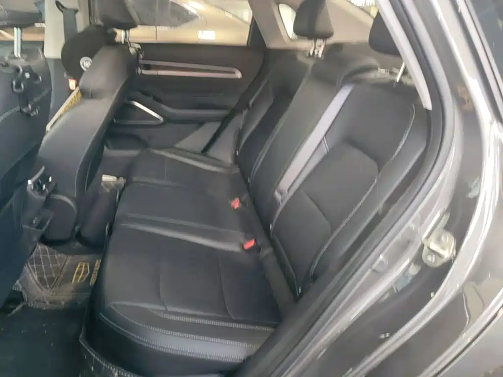 Geely Emgrand — миниатюра 17