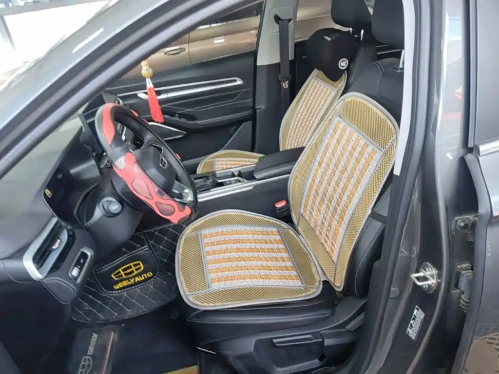 Geely Emgrand — миниатюра 15