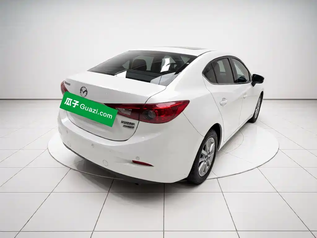 Mazda 3 Axela — миниатюра 4