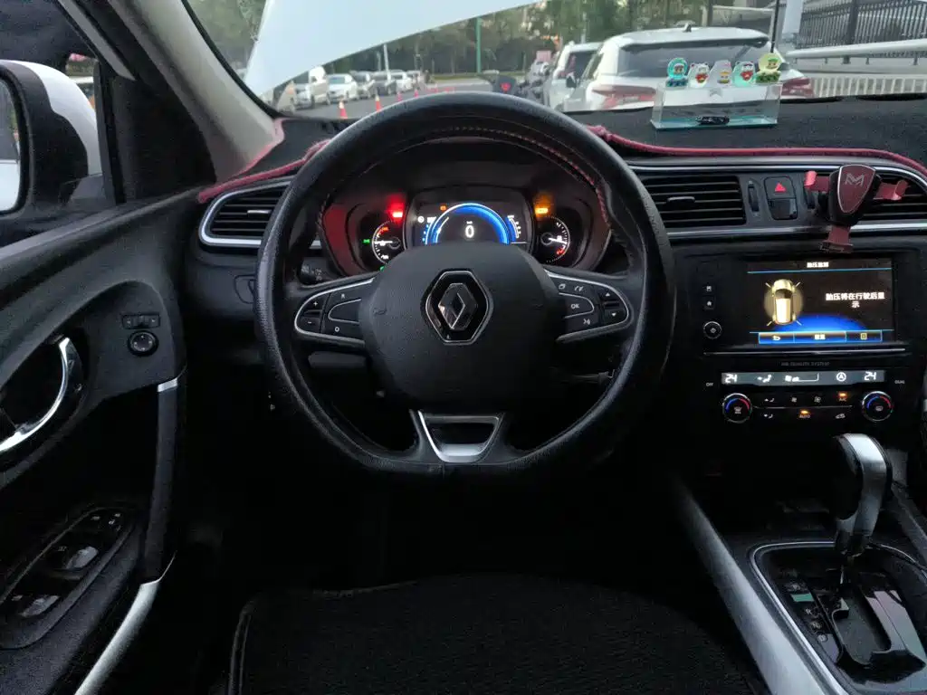Renault Kadjar — миниатюра 11