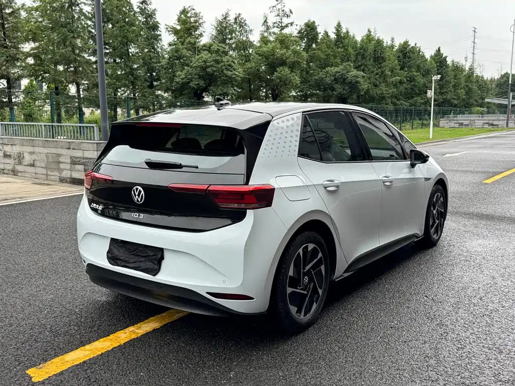 Volkswagen ID.3 — миниатюра 17