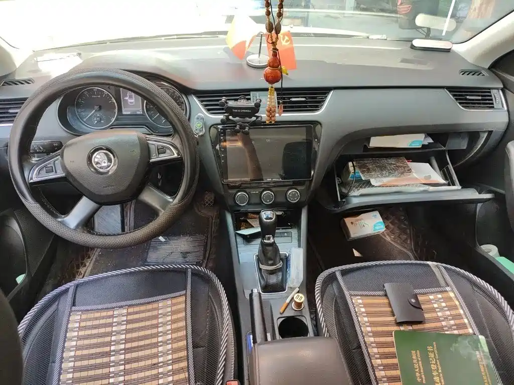 Skoda Octavia — миниатюра 5